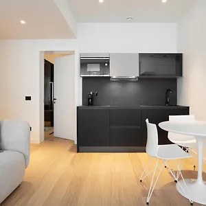 Sant'ambrogio Apartments, Reception H24 Appartement