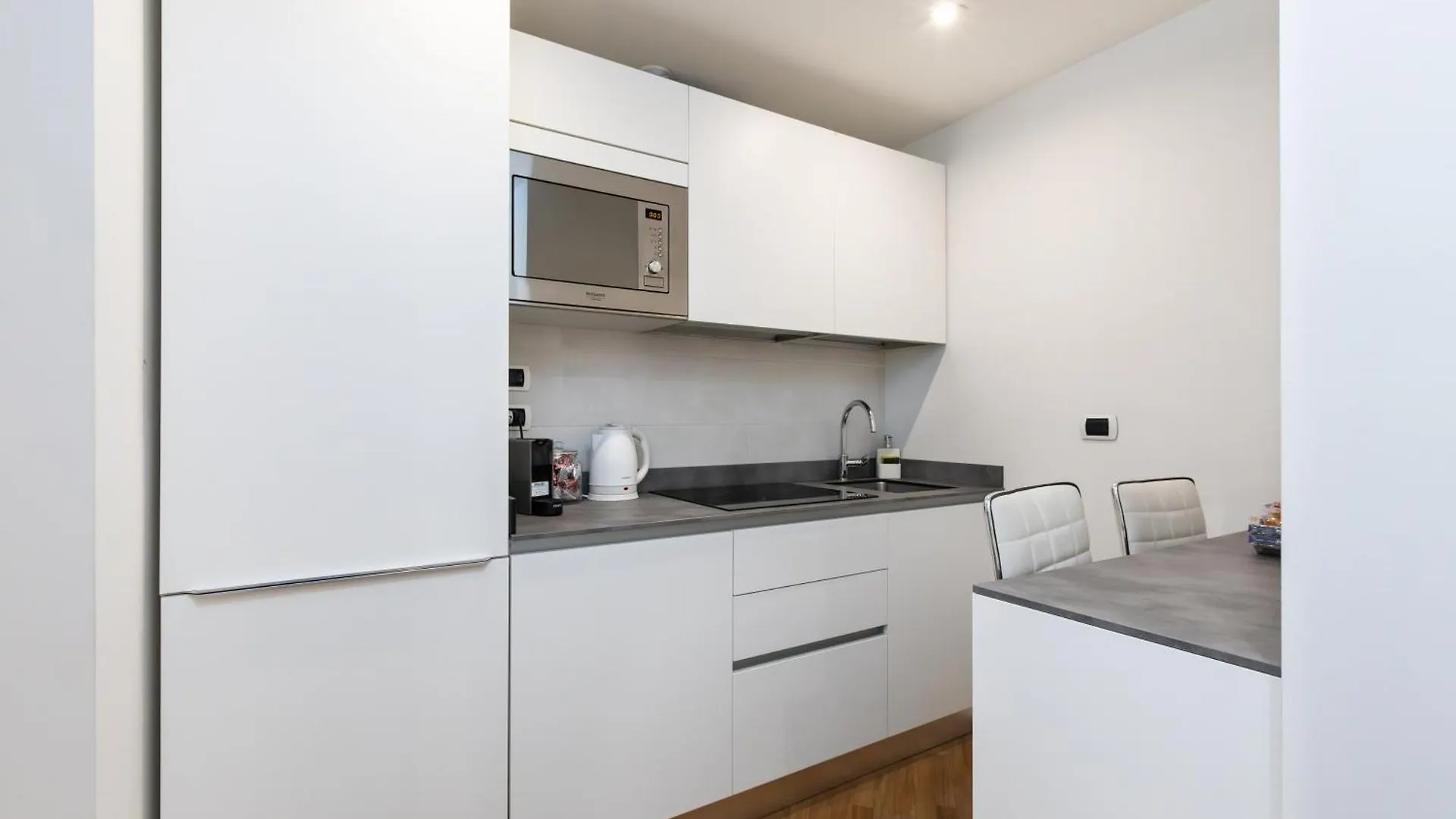 Magnoliaapartments - 5 Nirone Center Milán Apartmán